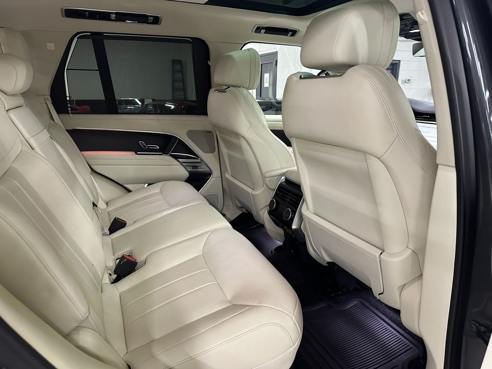 2023 Land Rover Range Rover SE SWB