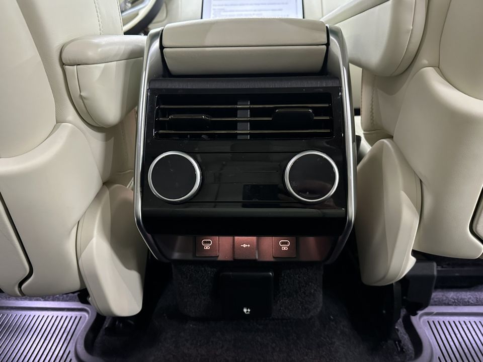 2023 Land Rover Range Rover SE SWB