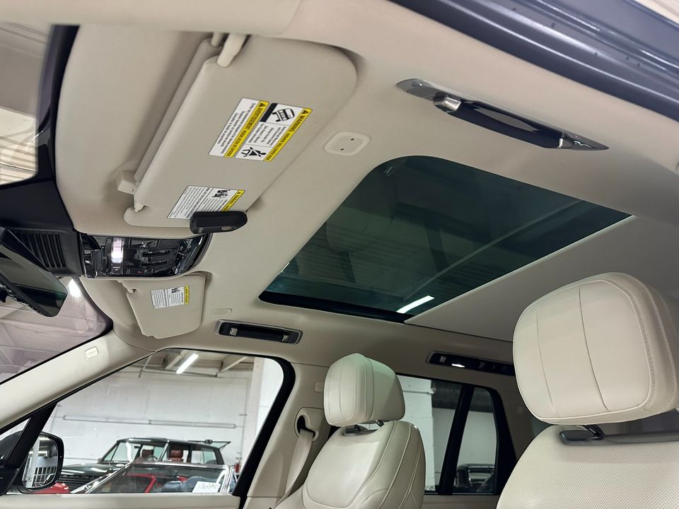 2023 Land Rover Range Rover SE SWB