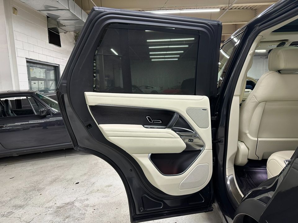 2023 Land Rover Range Rover SE SWB