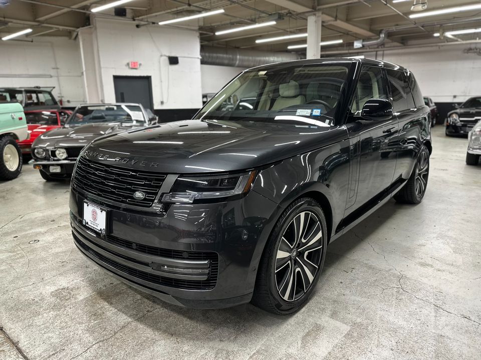 2023 Land Rover Range Rover SE SWB