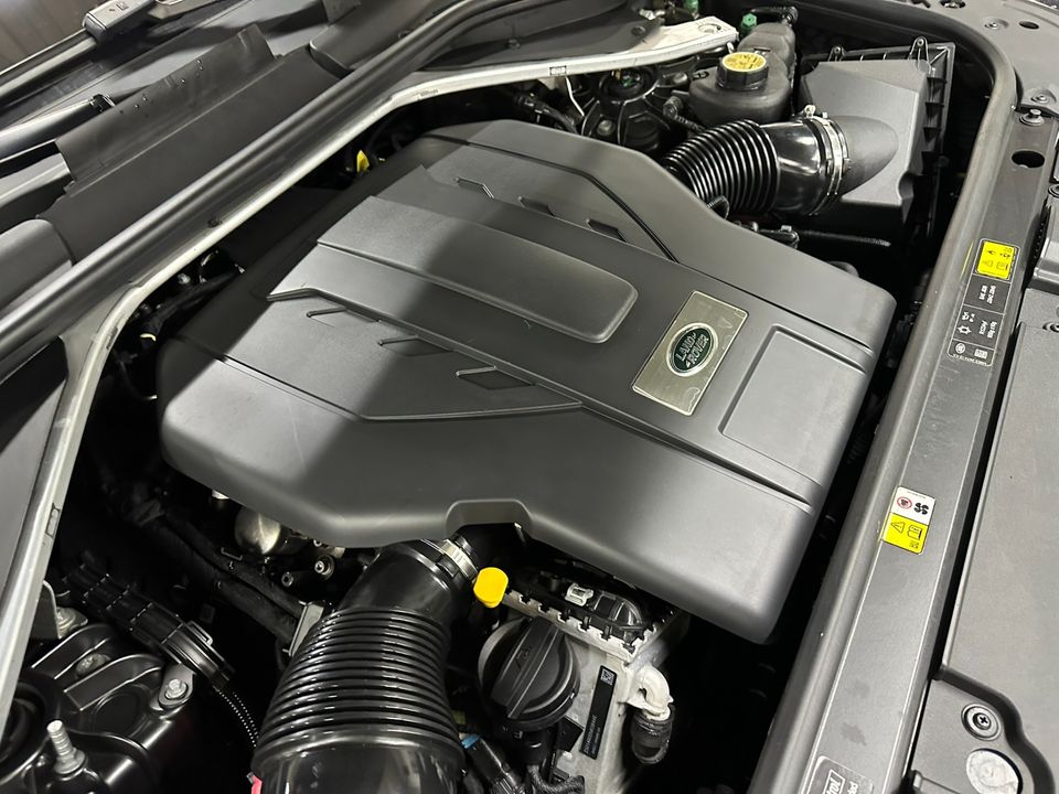 2023 Land Rover Range Rover SE SWB