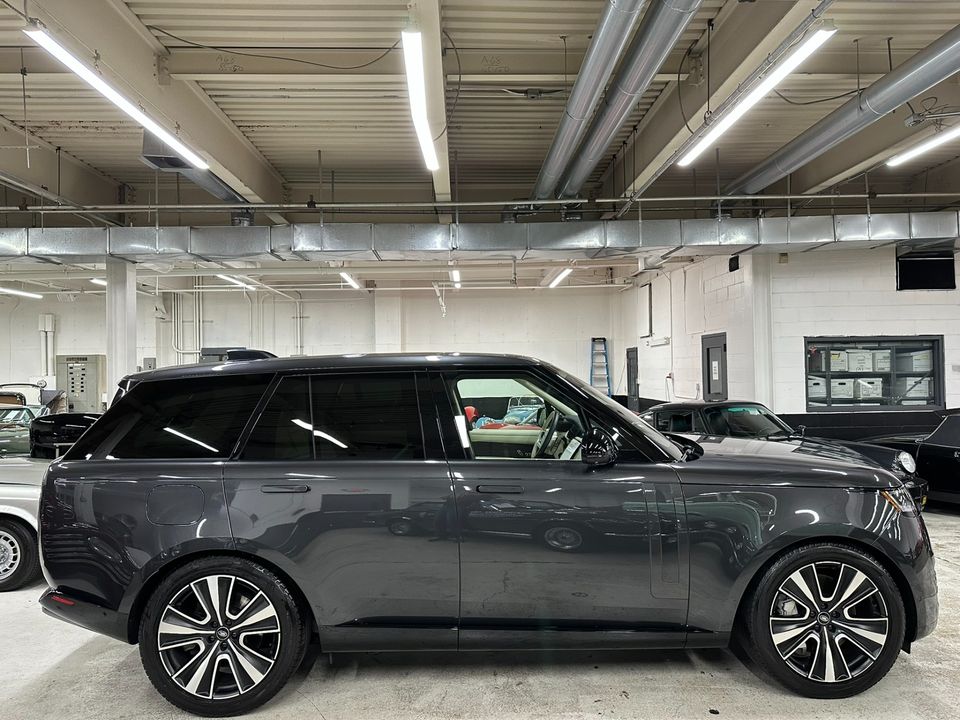 2023 Land Rover Range Rover SE SWB