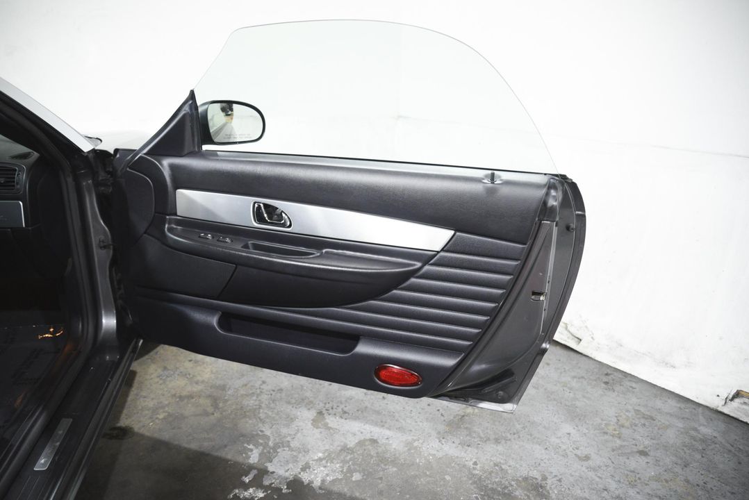 2003 Ford Thunderbird