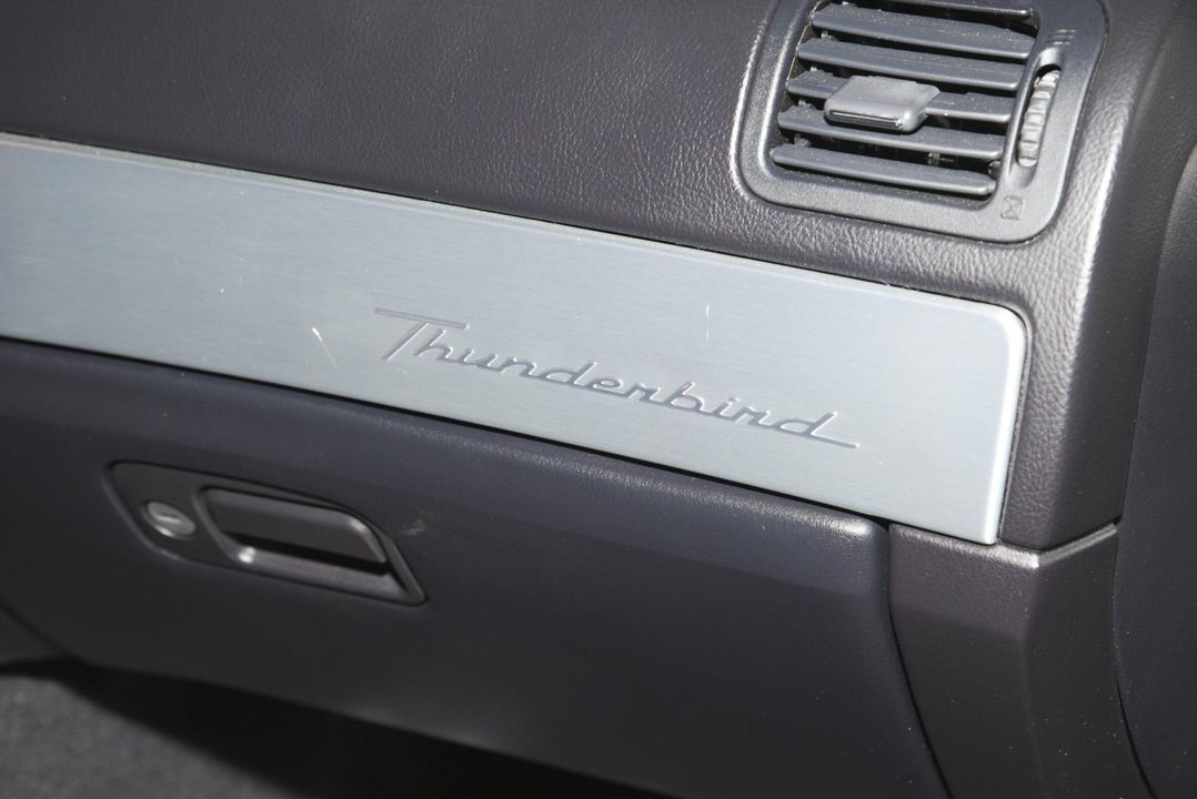 2003 Ford Thunderbird