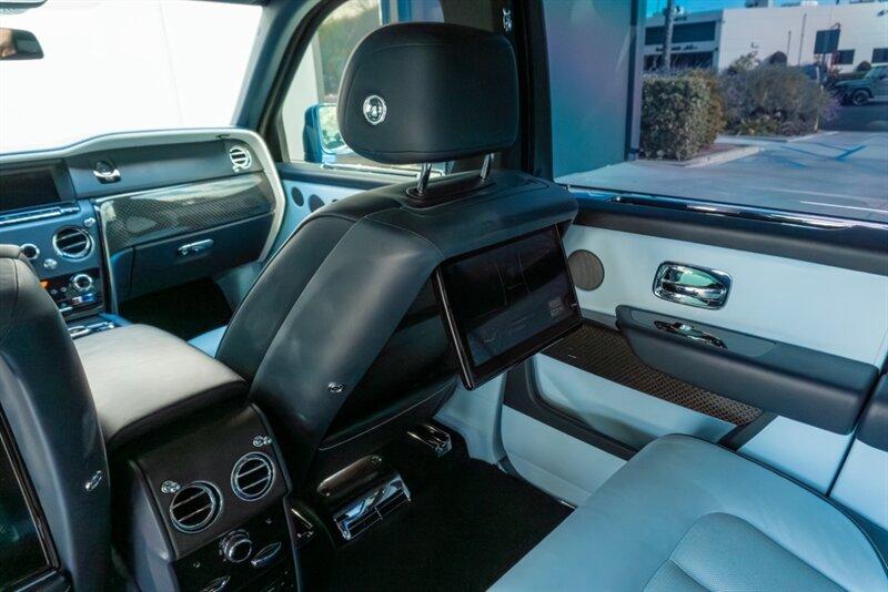 2021 Rolls-Royce Black Badge Cullinan