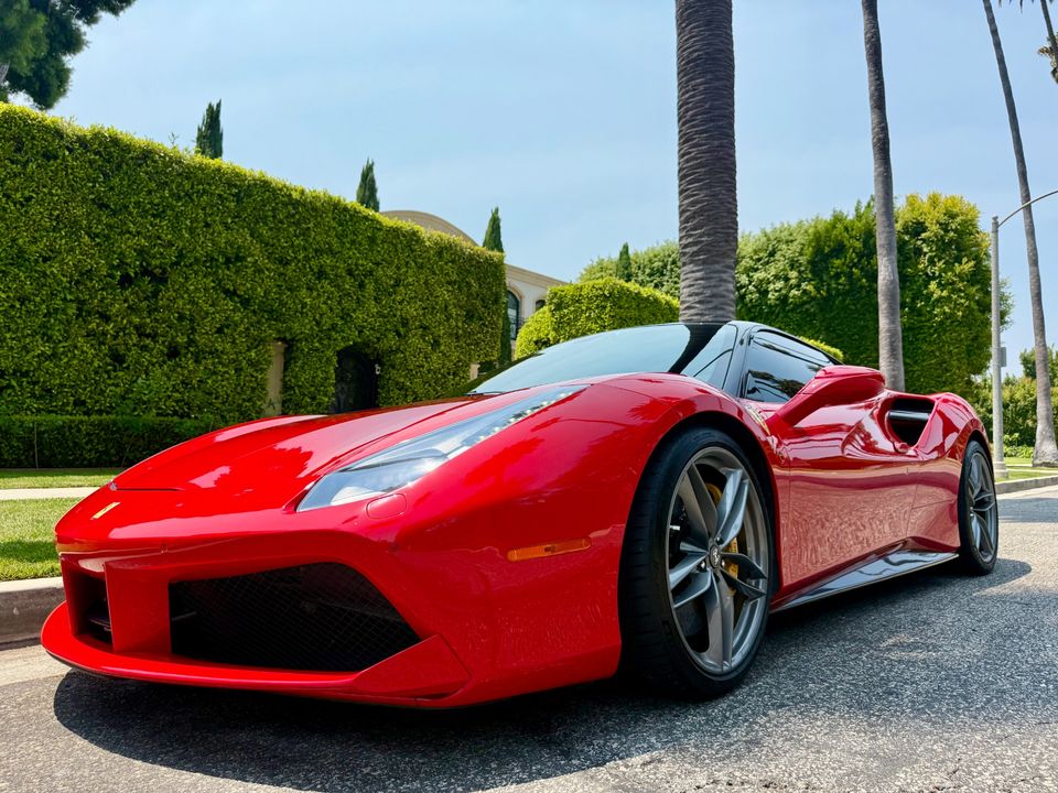 2016 Ferrari 488 GTB