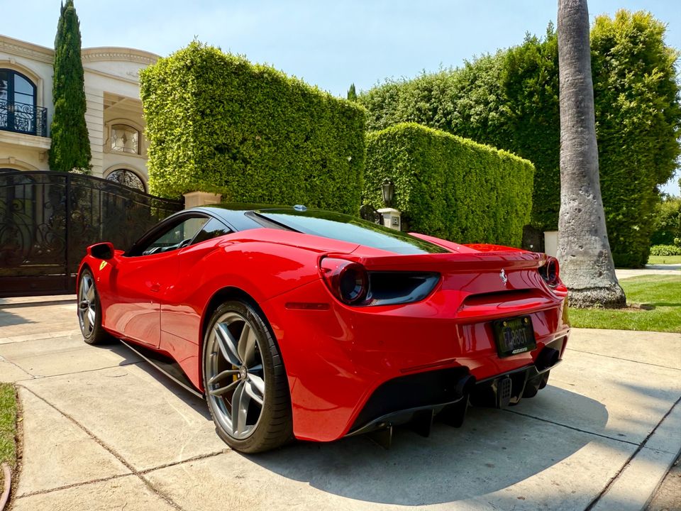 2016 Ferrari 488 GTB