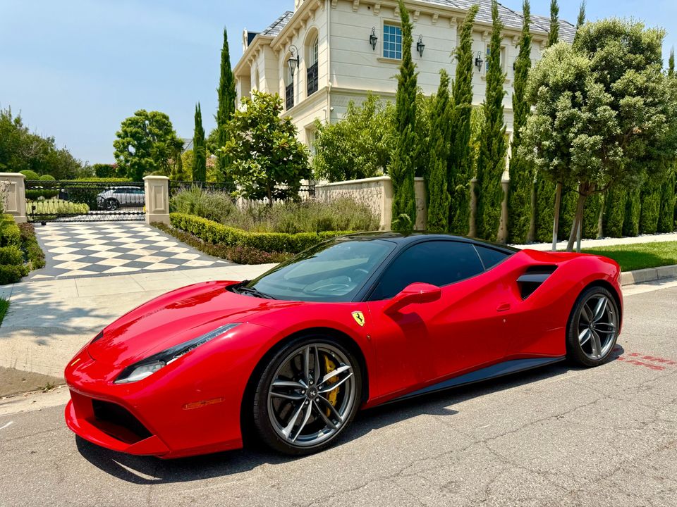 2016 Ferrari 488 GTB