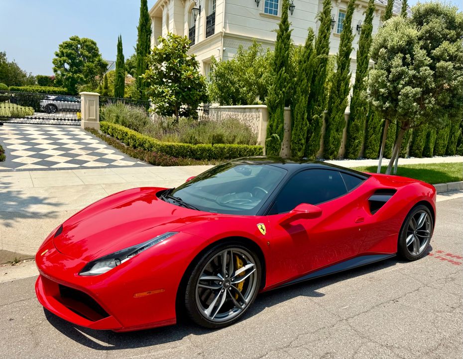 2016 Ferrari 488 GTB