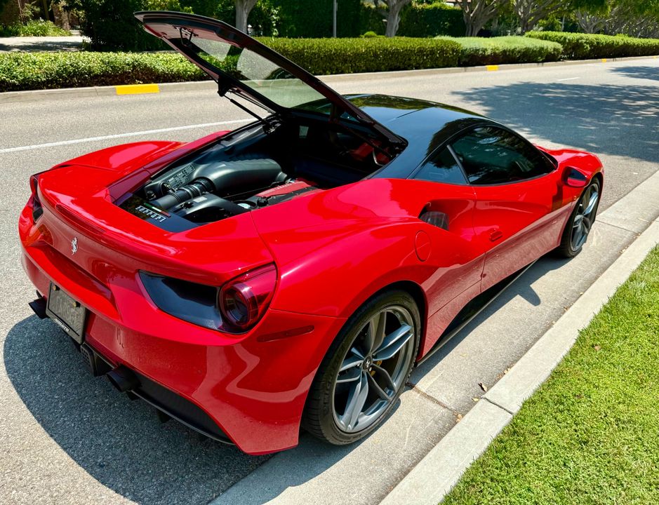 2016 Ferrari 488 GTB