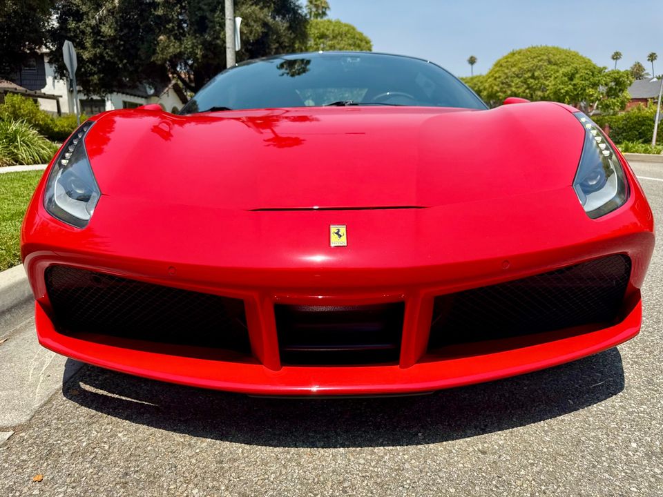 2016 Ferrari 488 GTB