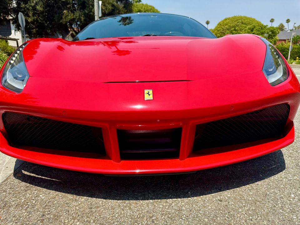 2016 Ferrari 488 GTB