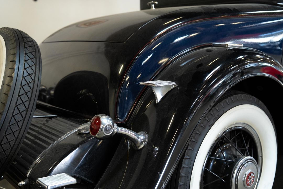 1930 Cadillac 353