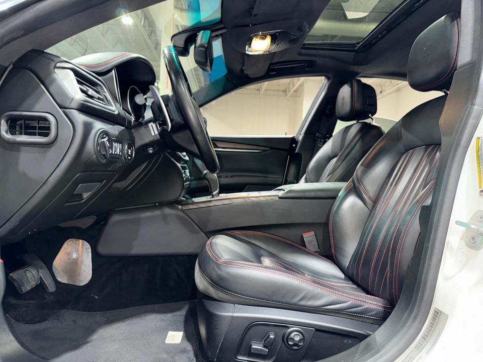 2015 Maserati Ghibli