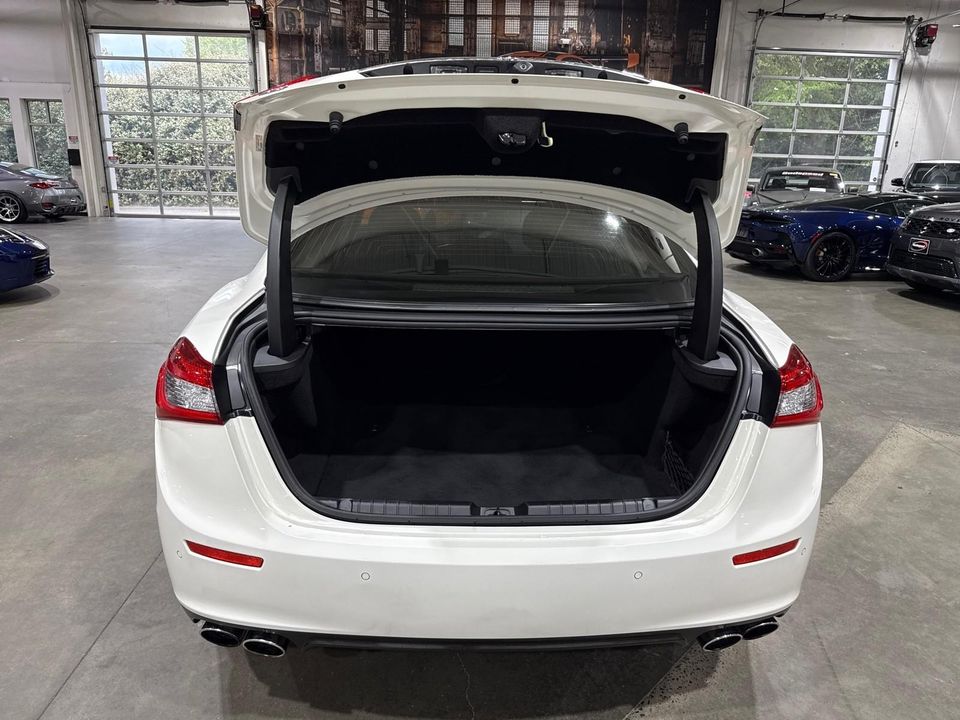 2015 Maserati Ghibli