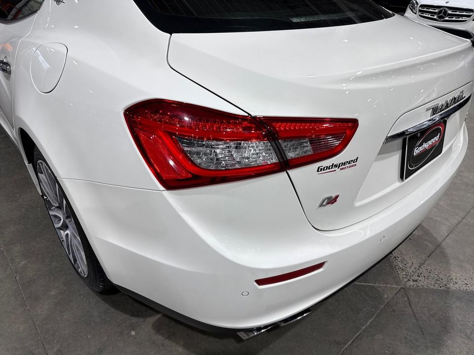 2015 Maserati Ghibli