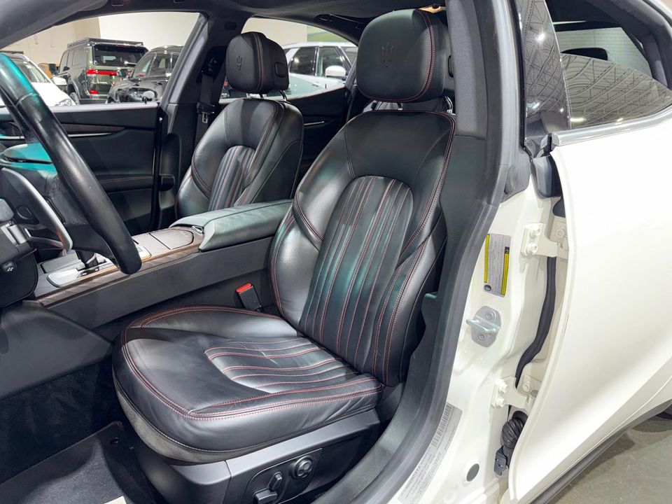 2015 Maserati Ghibli