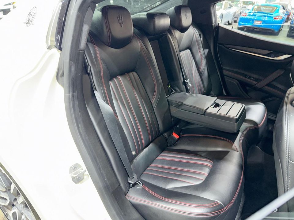 2015 Maserati Ghibli