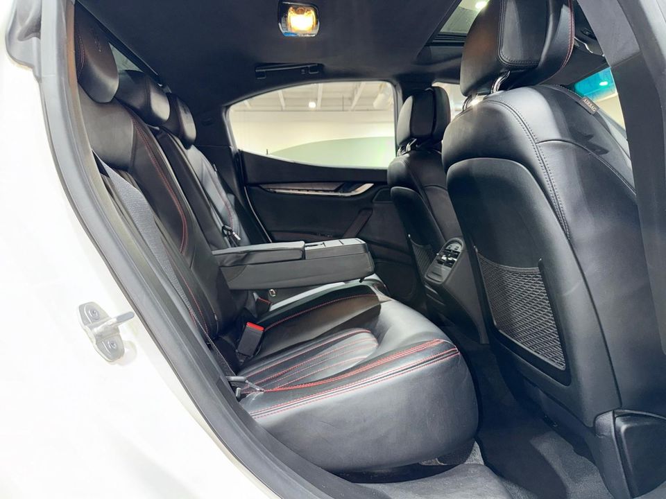 2015 Maserati Ghibli