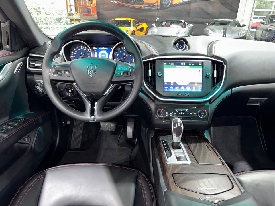 2015 Maserati Ghibli
