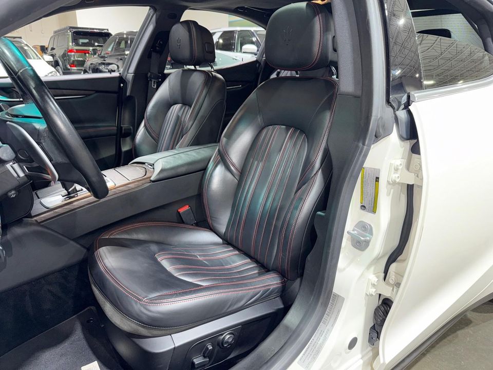 2015 Maserati Ghibli