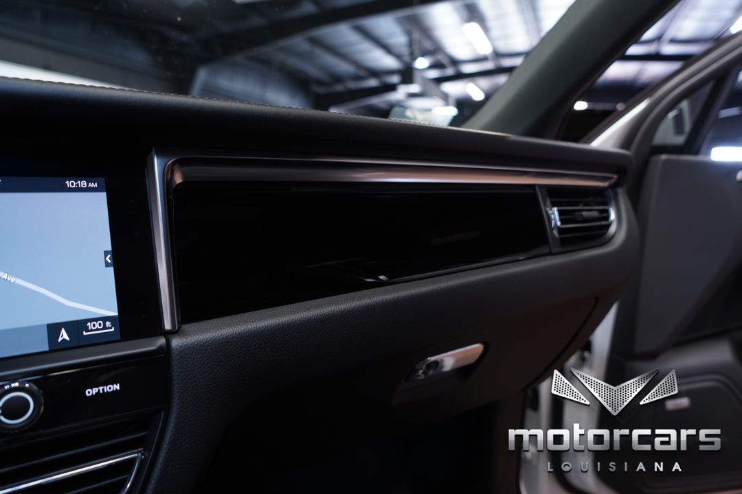 2024 Porsche Macan