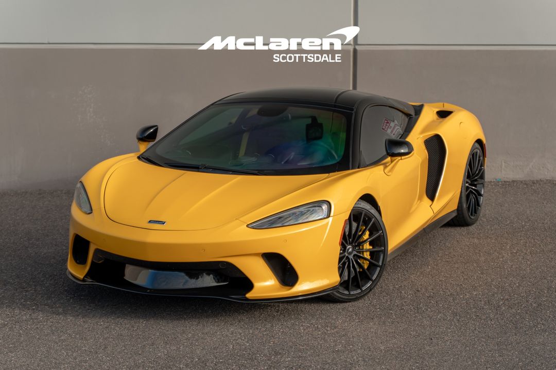 2023 MCLAREN GT