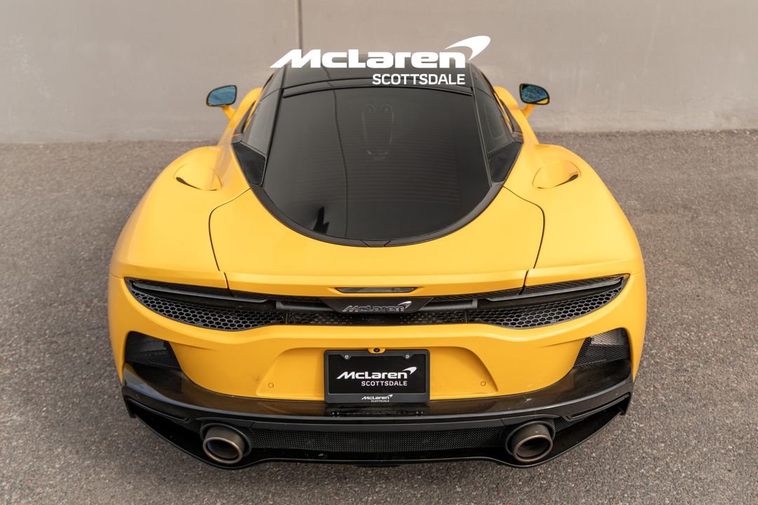2023 MCLAREN GT