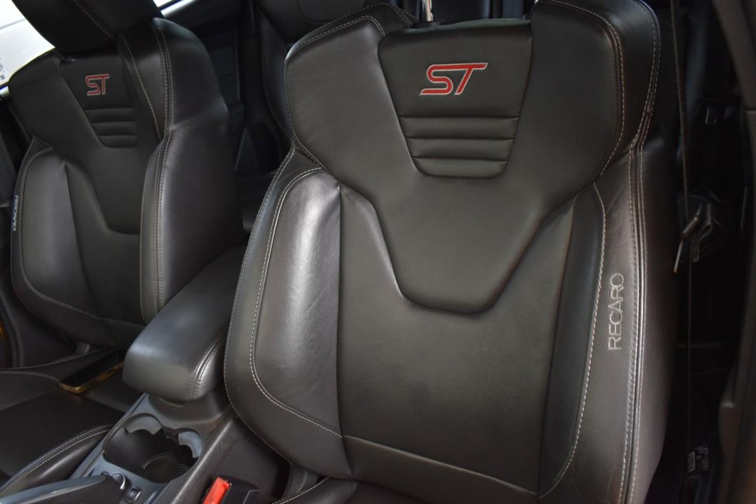 2013 Ford FOCUS ST TURBO TANGERINE SCREAM