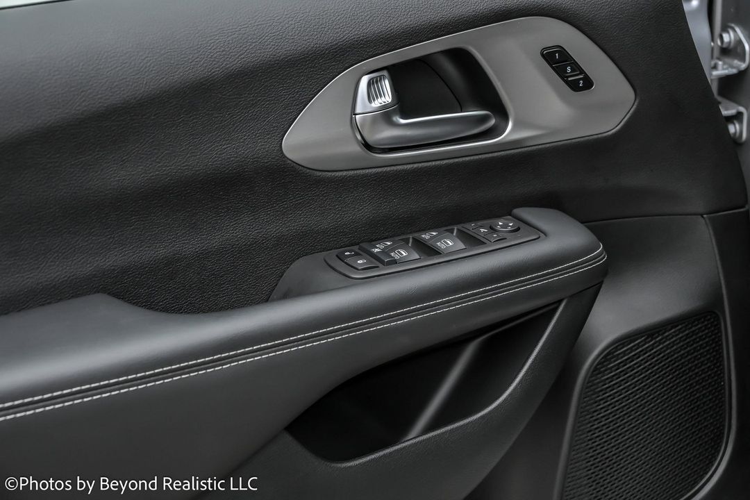 2024 Chrysler Pacifica