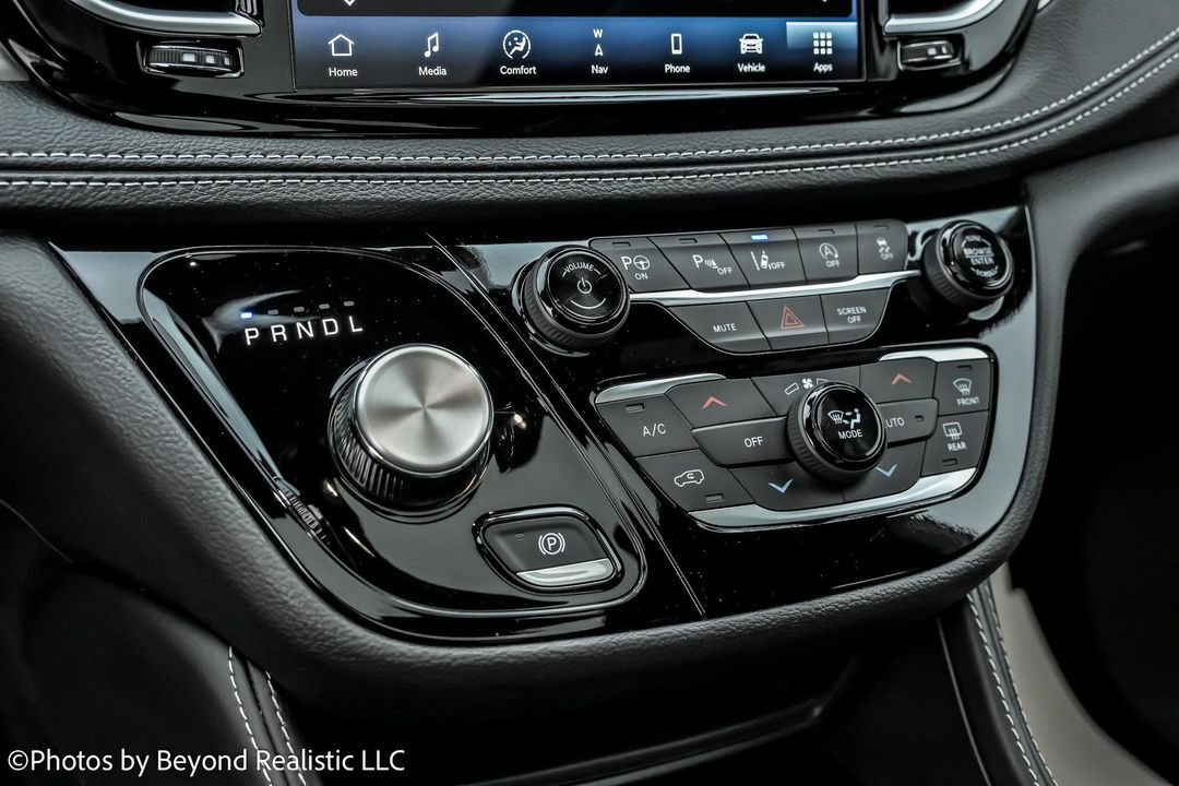 2024 Chrysler Pacifica