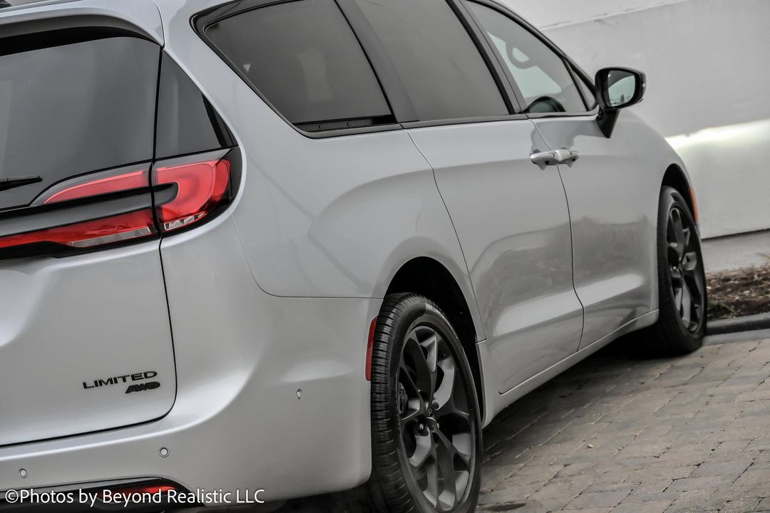 2024 Chrysler Pacifica