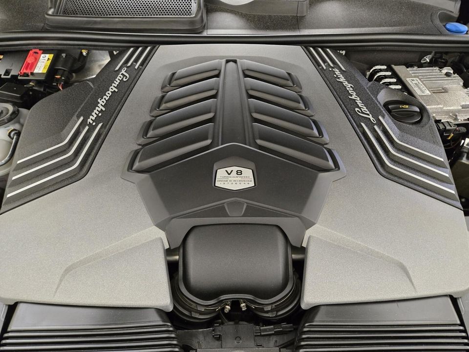 2021 Lamborghini Urus