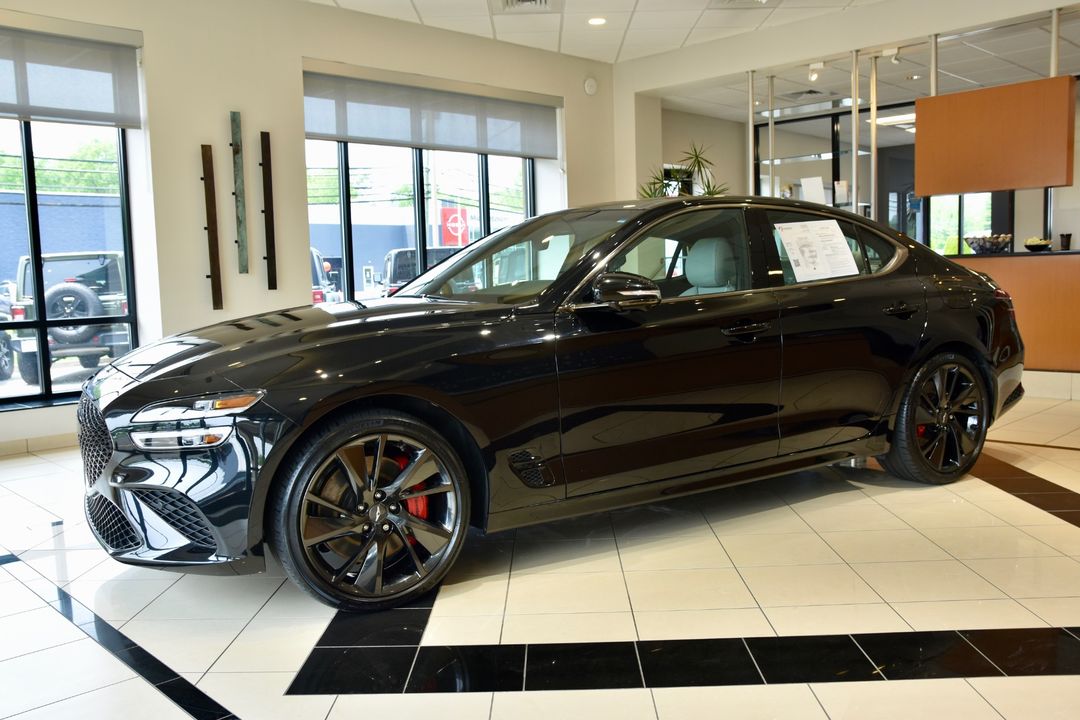 2022 Genesis G70