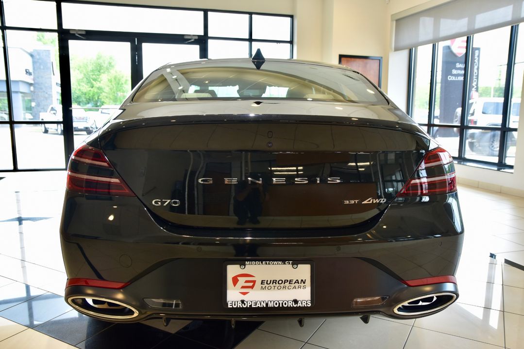 2022 Genesis G70