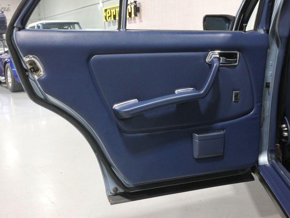 1978 Mercedes-Benz 300 D