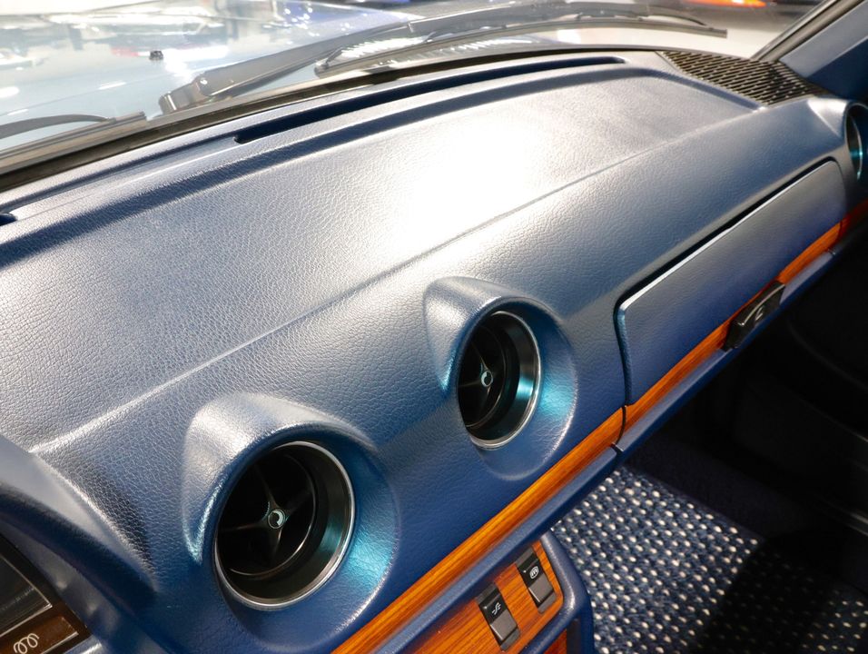 1978 Mercedes-Benz 300 D