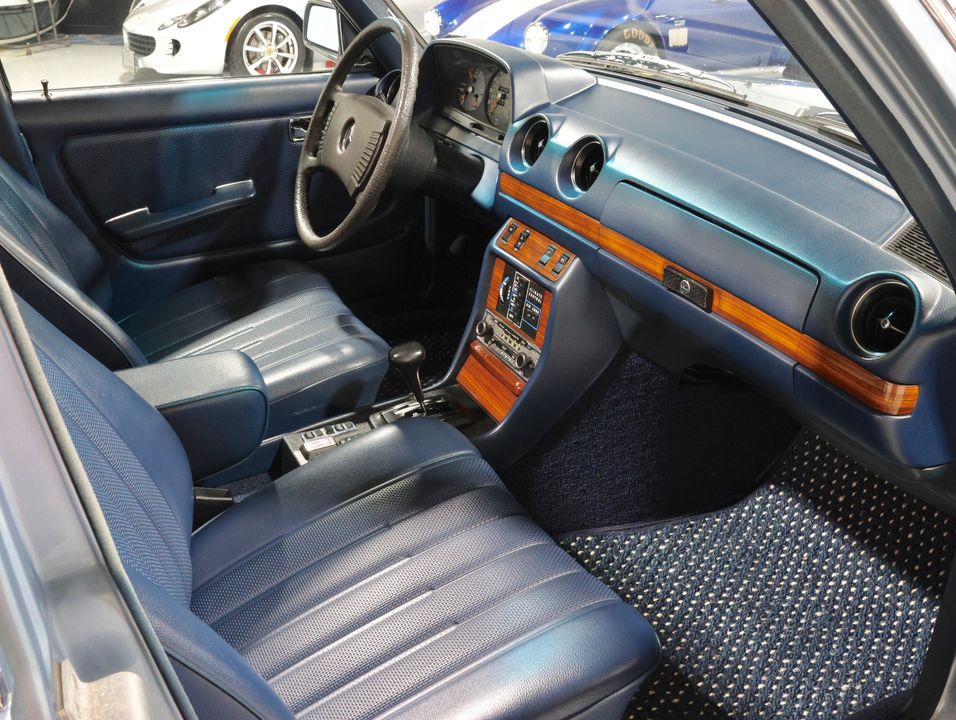 1978 Mercedes-Benz 300 D