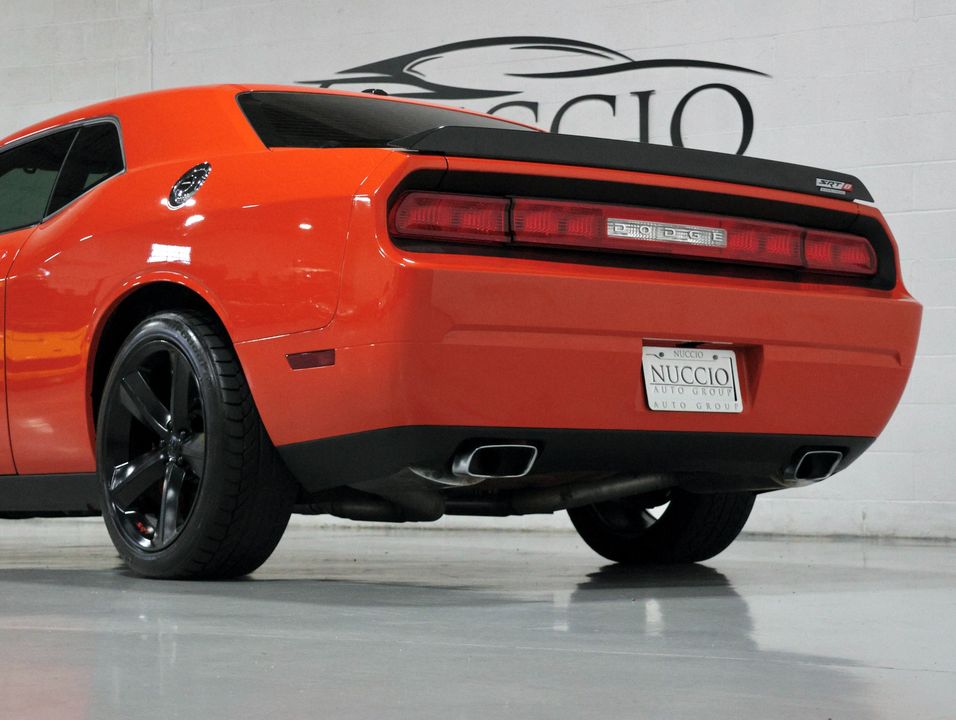 2009 Dodge Challenger SRT8