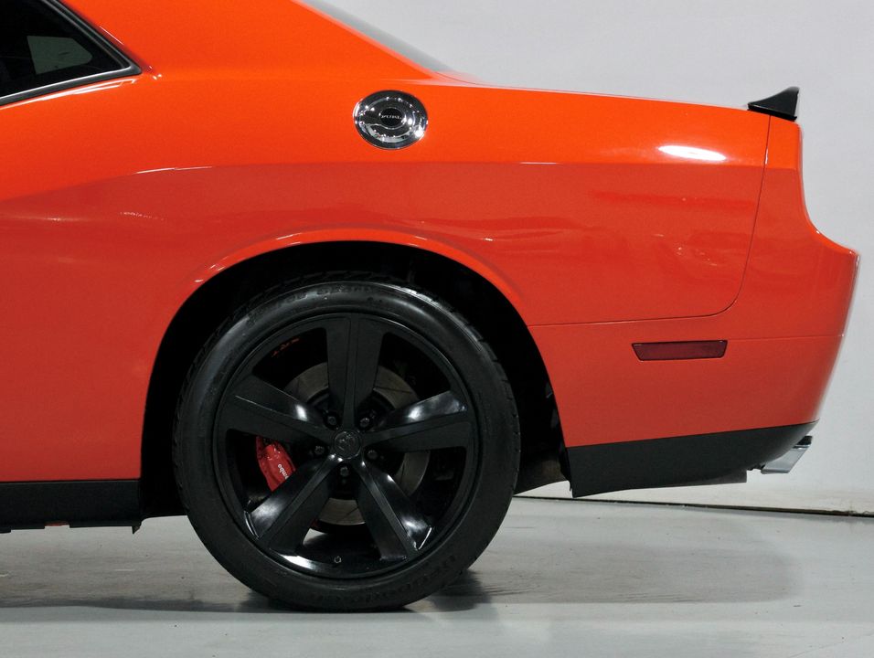 2009 Dodge Challenger SRT8