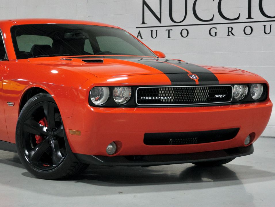 2009 Dodge Challenger SRT8
