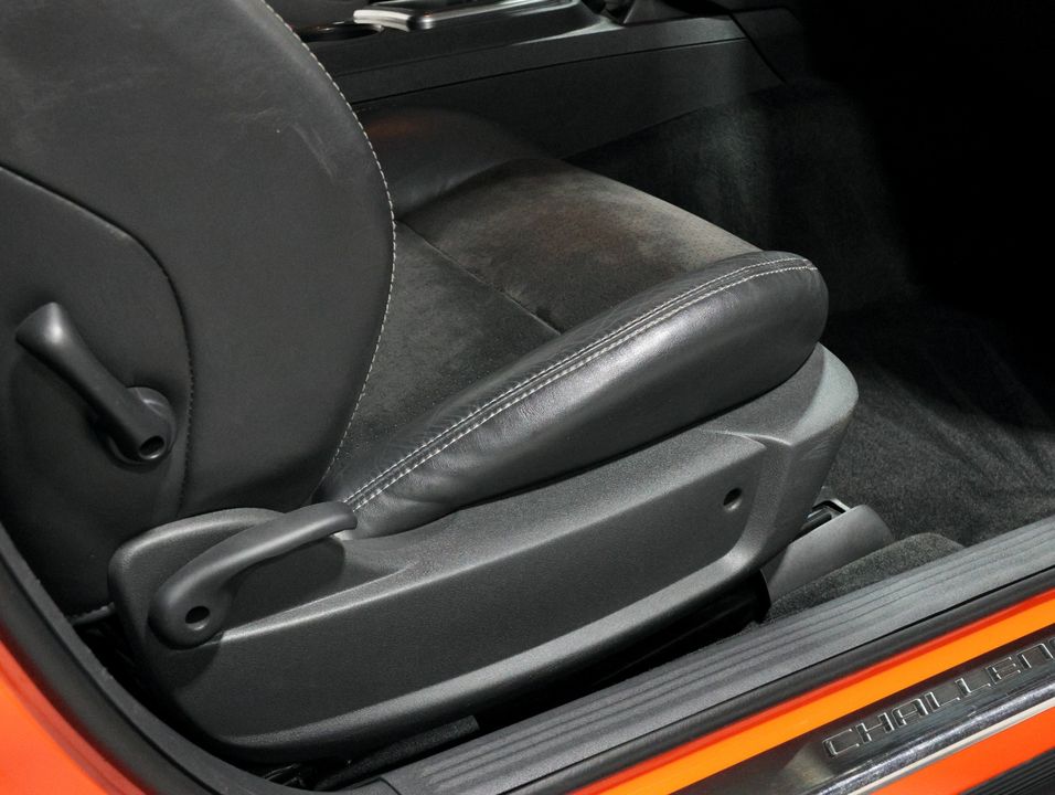 2009 Dodge Challenger SRT8