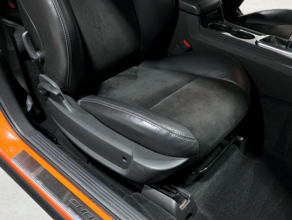 2009 Dodge Challenger SRT8