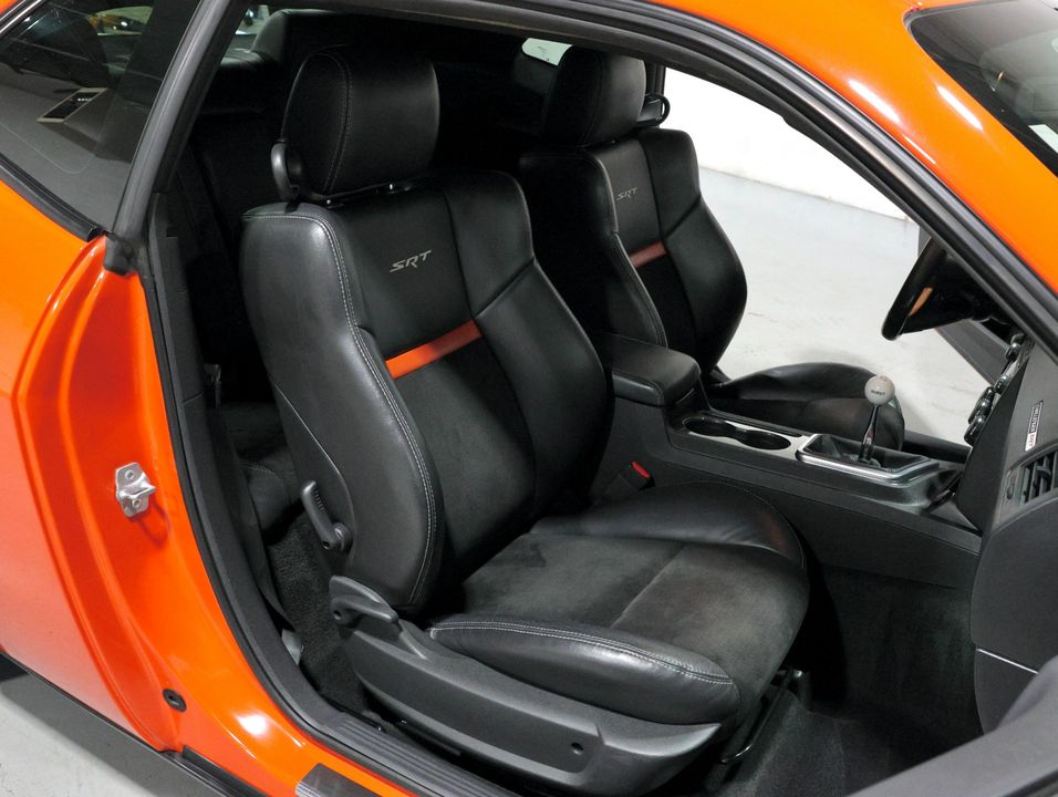 2009 Dodge Challenger SRT8
