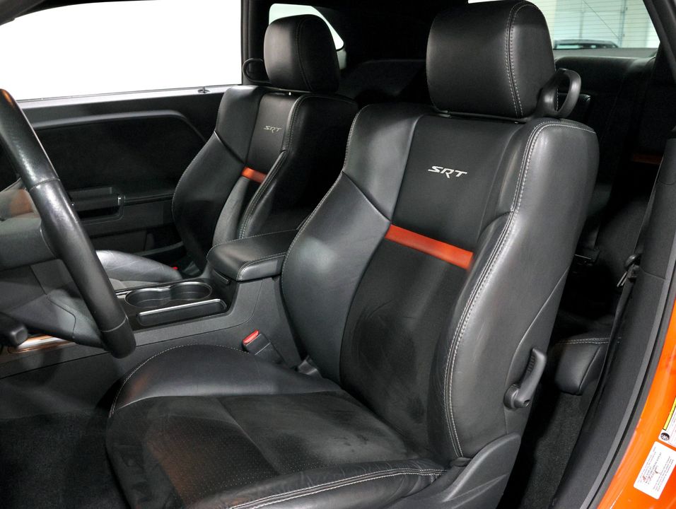 2009 Dodge Challenger SRT8