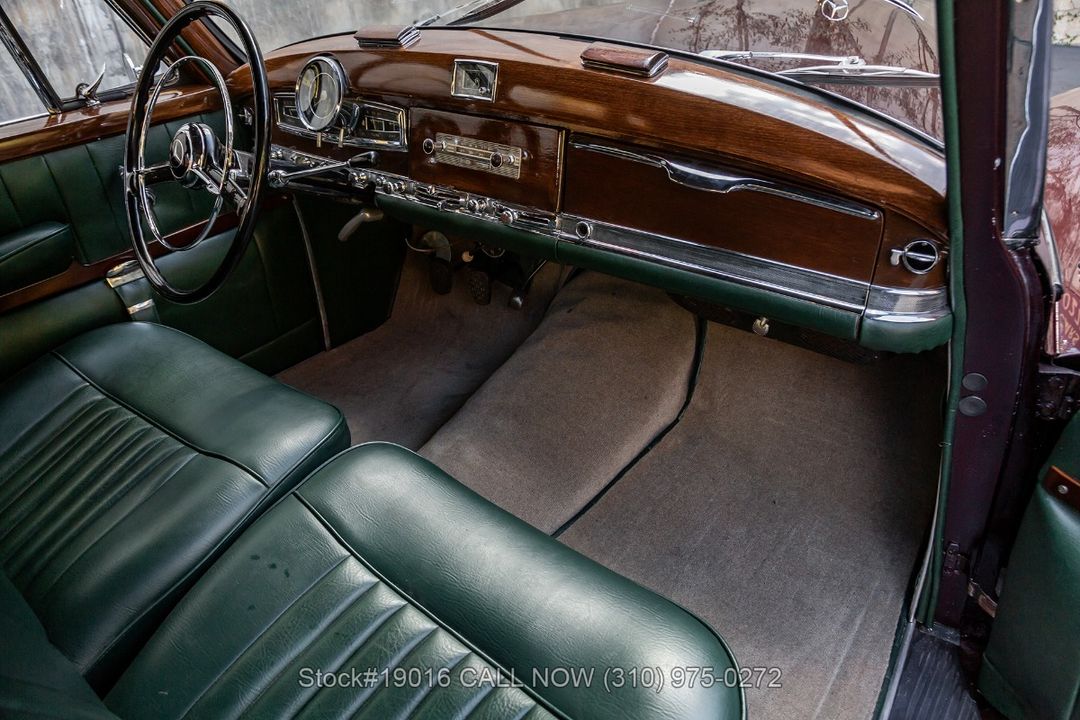1952 Mercedes-Benz 300 Adenauer