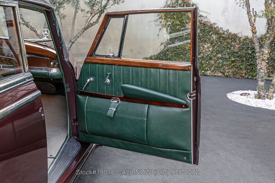 1952 Mercedes-Benz 300 Adenauer