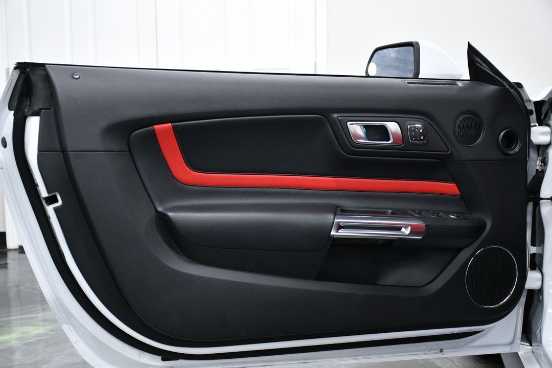 2022 Ford Mustang