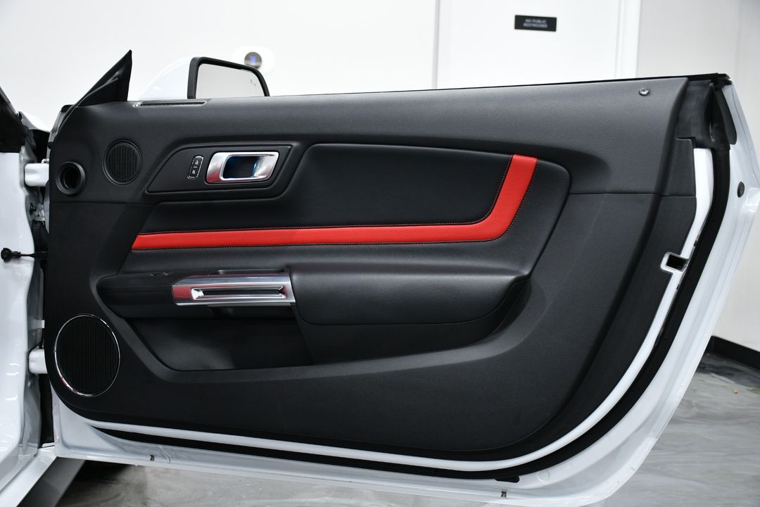 2022 Ford Mustang